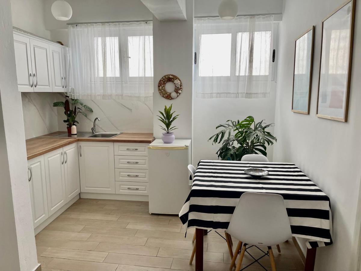 Lola'S Apartment Durrës 外观 照片